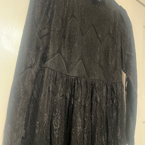 Dainty Jewells Elegant Black Lace Dress - Picture 2 of 7